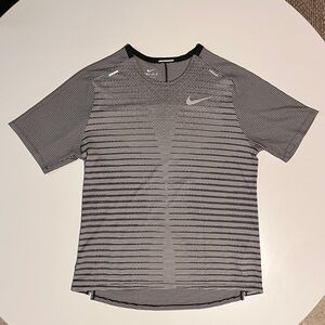 Nike DRI-FIT Black and White Short Sleeve Tee